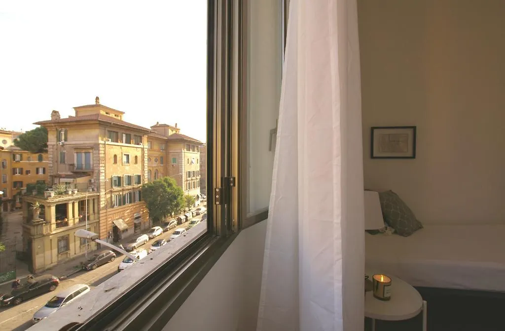Ostia Holiday Domus In Laterano Roma